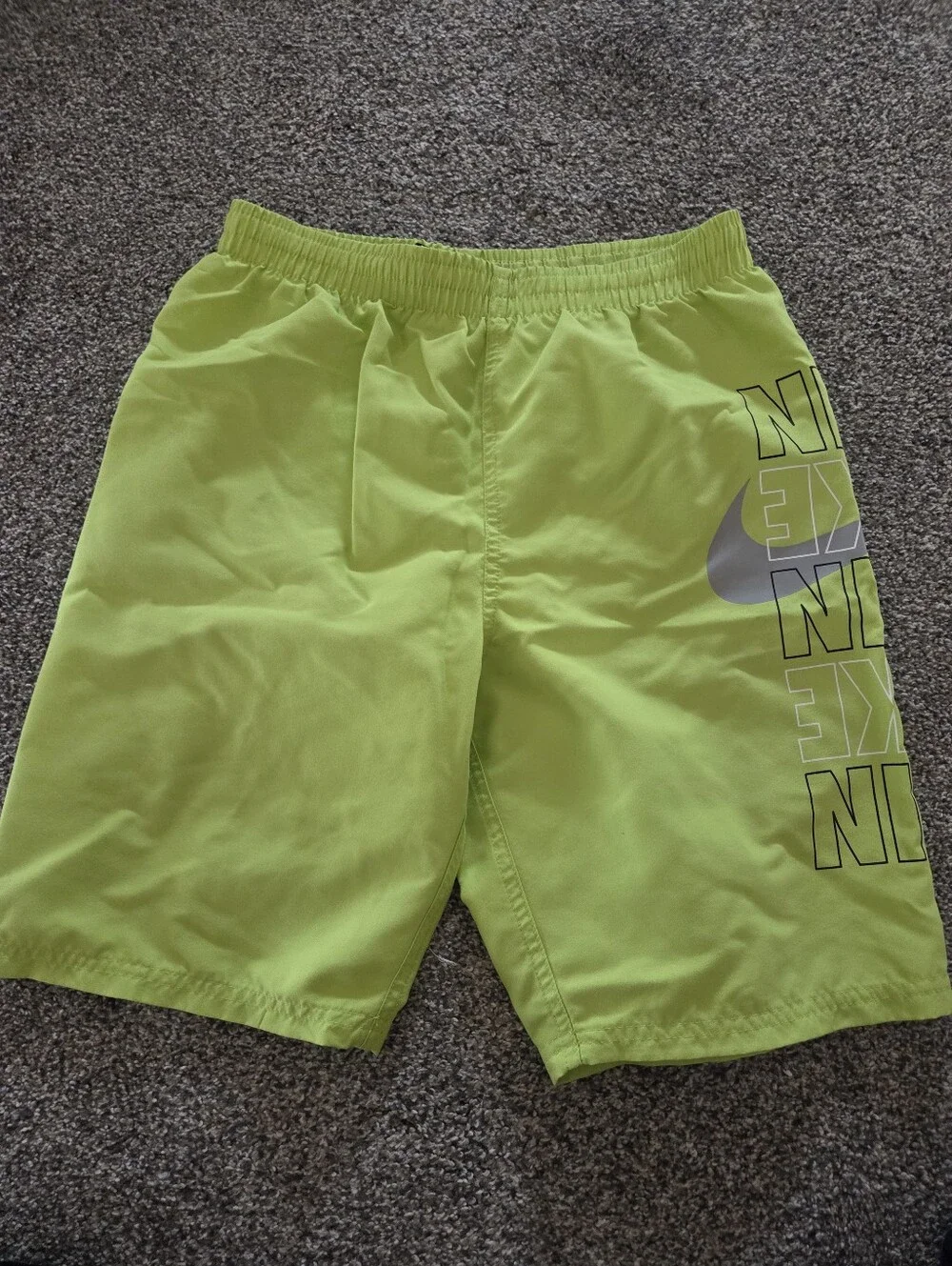 Nike Boys Swim Trunks - Large